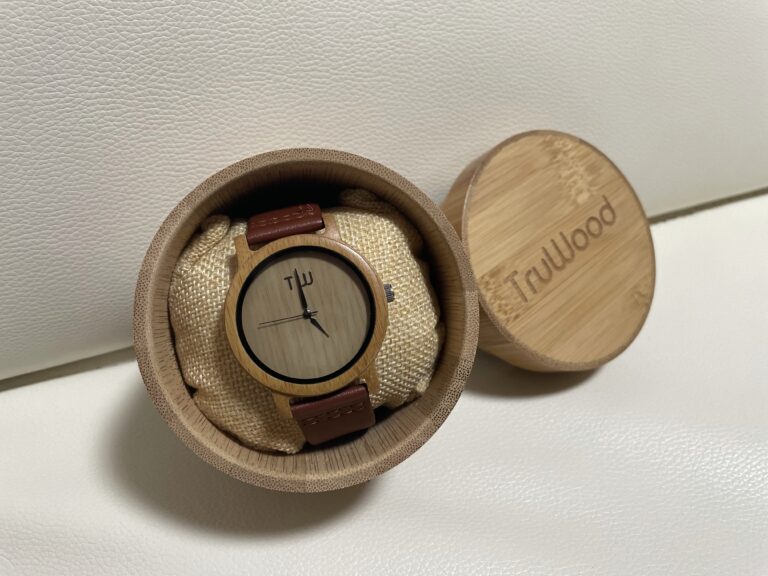 TruWood ミニマル木製腕時計 竹とレザーストラップ レディース va